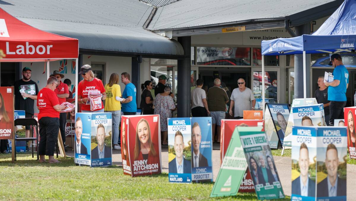 Outside the East Maitland early voting centre this week. Picture by Max Mason-Hubers.