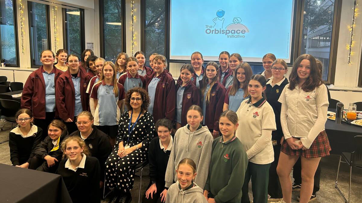Eser Zerenturk from the NSW Office of the Chief Scientist and Engineer with students from Rutherford Technology High, Bomaderry High and Coolah Central School. Picture supplied