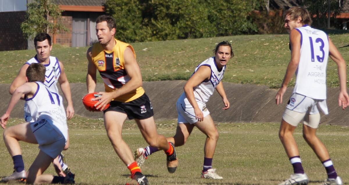 DAMAGING: Midfielder Ben Stewart was the Saints best player winning clearances at will against Lake Macquarie. Picture: RICK MERRICK