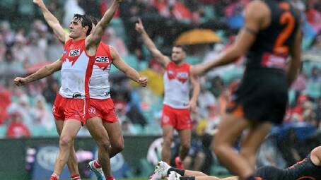Swans midfielder Errol Gulden played a major role in Sydney's win over the Giants at the SCG. (Dean Lewins/AAP PHOTOS)