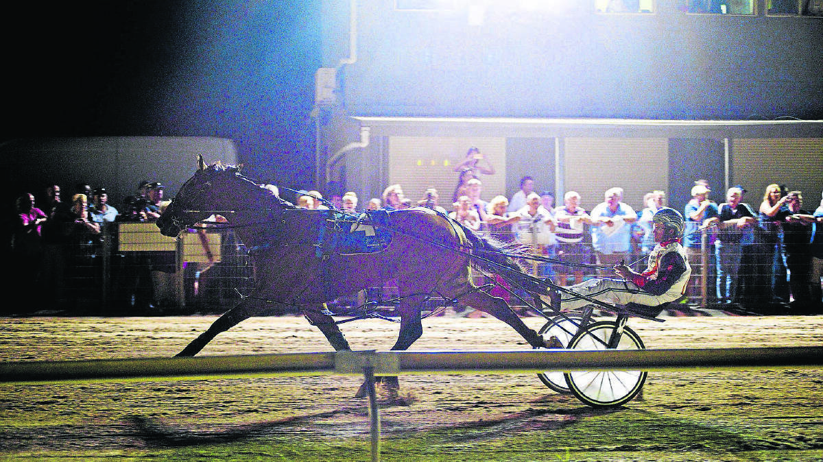 All Eyes On Us wins the Inter City Pace